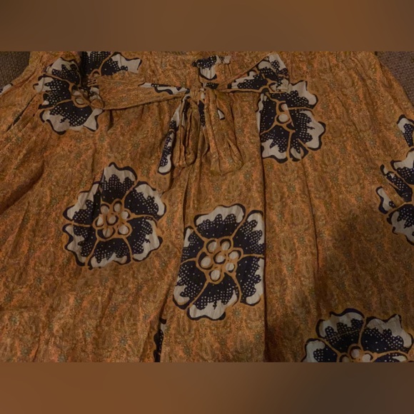 Anthropologie Kennedy Shorts - Mustard - Picture 3 of 4